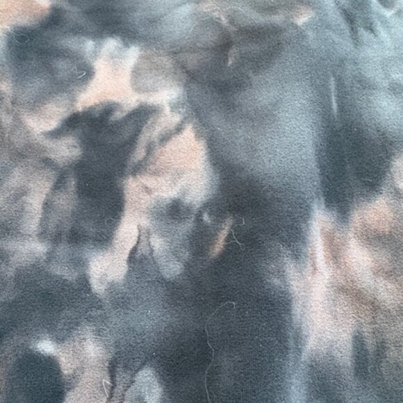 Lululemon Align High-Rise Pant 25" – Black & Pink Dye - Picture 5 of 5